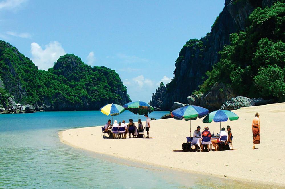 Golden Star Cruise Hotel Nan Giang Exterior foto